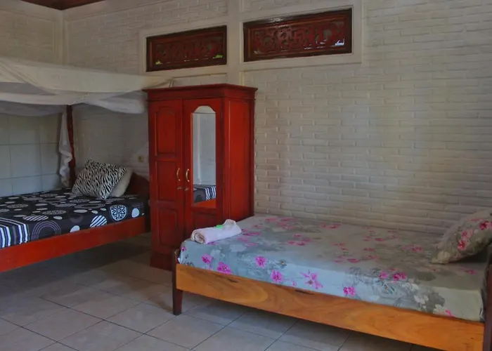 ゲストハウス Lembah Dukuh Karangasem