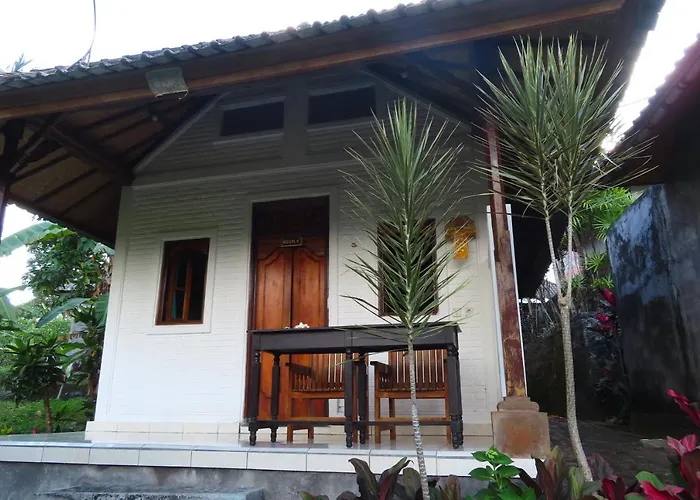 ゲストハウス Lembah Dukuh